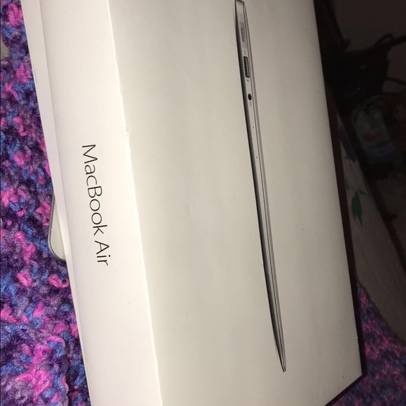 13 Inch MacBook Pro - Picture 4 of 5